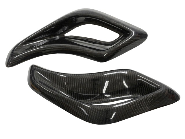1997-2004 Corvette Z06 CARBON FIBER BRAKE DUST COVERS ARE MADE PRICISELY TO FIT SNUGLY AGAINST THE BODY OF YOUR C5. SC