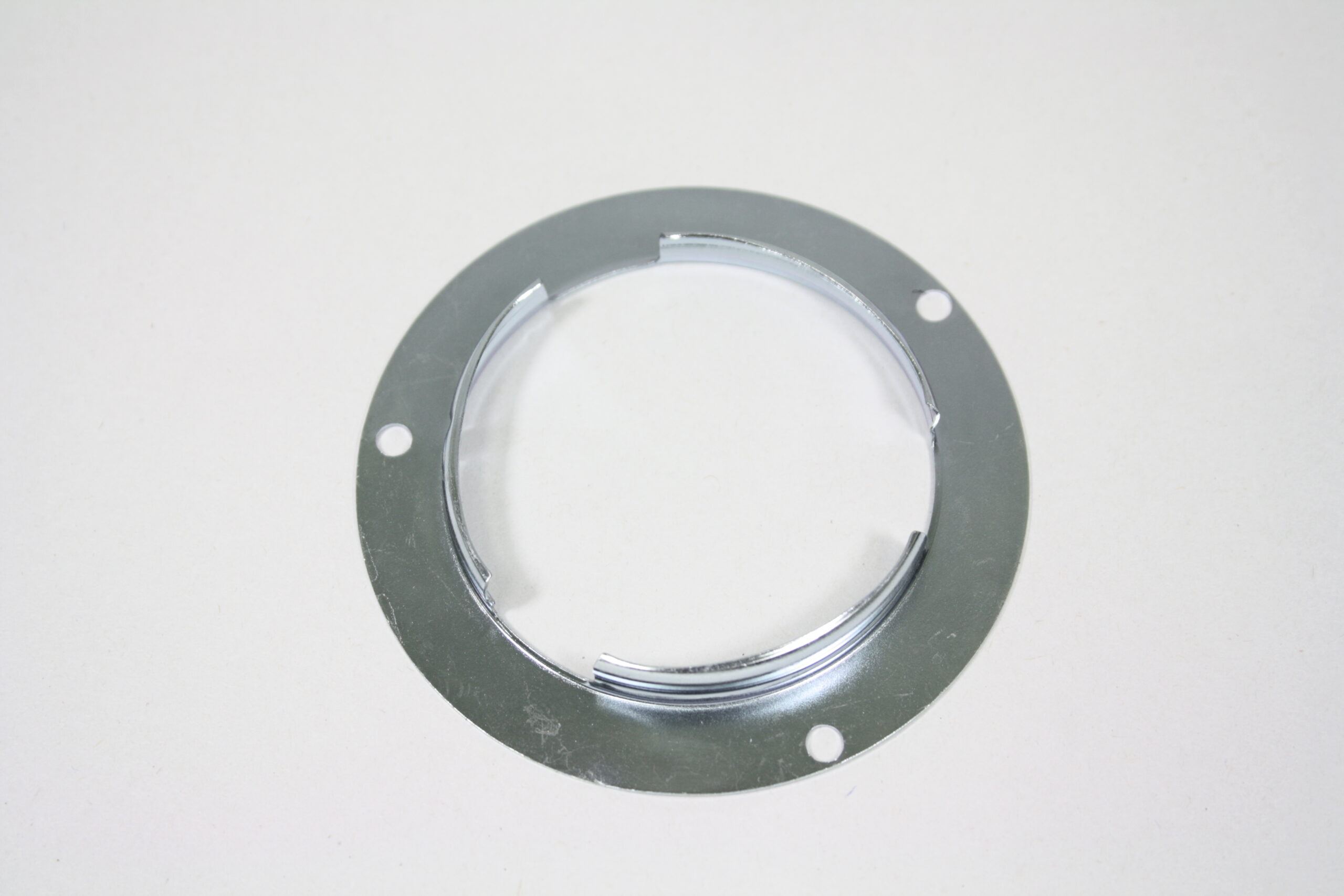 Horn Button Retainer (350212) – Keen Parts