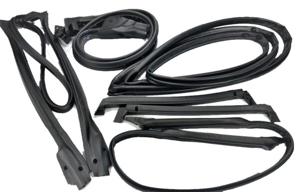 1990-1996 Corvette Coupe Latex Weatherstrip Kit without Rear Window