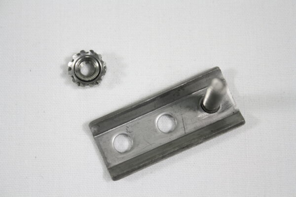 1973-1982 Corvette T-Bolt End Retainer