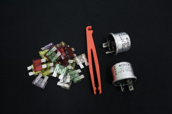 1982-1982 Corvette Fuse / Flasher Kit (27 Pieces)