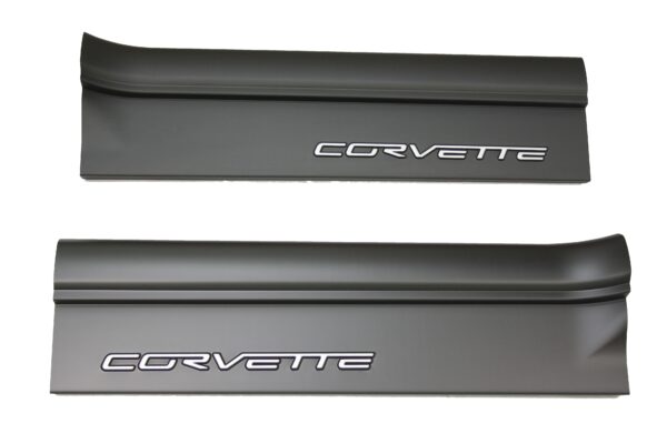 2005-2011 Corvette Sill Protector (Black) - Pair (Silver Logo)